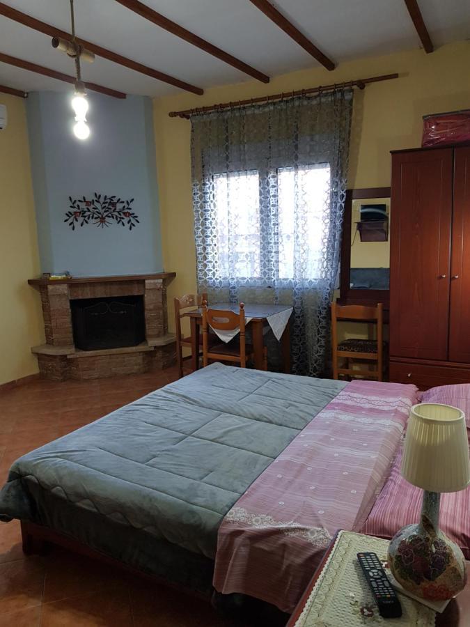Alexandros Guesthouse Орма Экстерьер фото